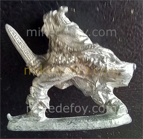Ral Partha 01-319C Elf Thief 25mm Metal Miniature