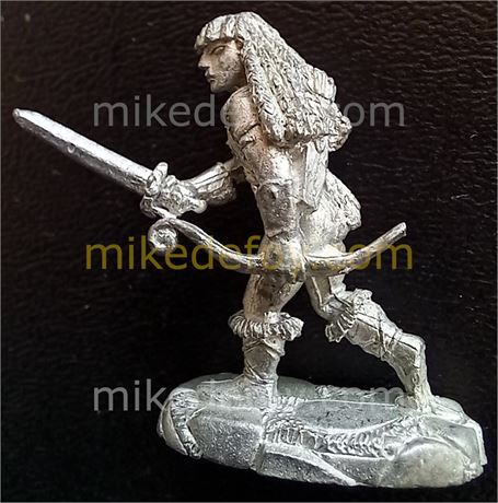RAFM 3906 Thief w. Bow & Sword Female Bob Murch 25mm Metal Miniature